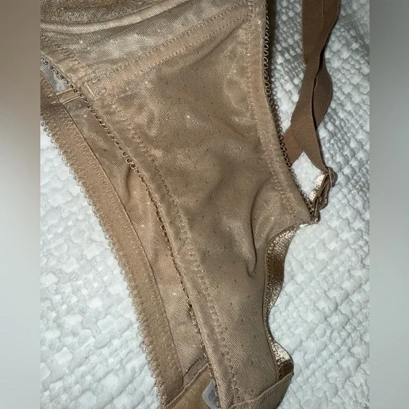 Wacoal Retro Chic 40D Full Coverage Chantilly Lace in Toast unlined underwire - Picture 8 of 15